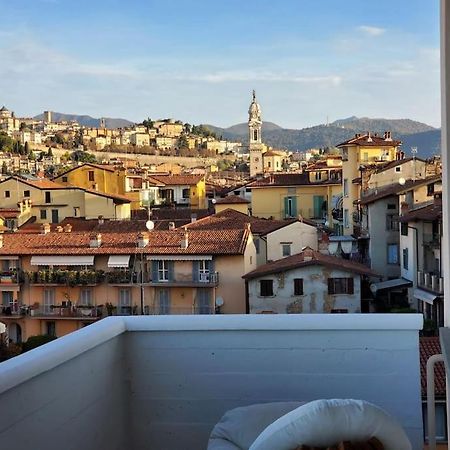"La Me Ca" Intero Appartamento In Centro Con Vista Sui Colli แบร์กาโม ภายนอก รูปภาพ