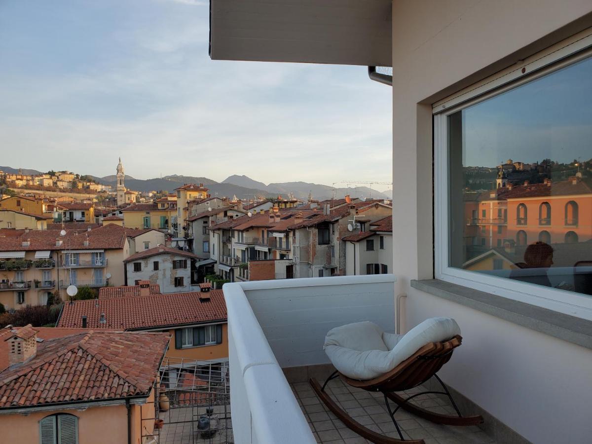 "La Me Ca" Intero Appartamento In Centro Con Vista Sui Colli แบร์กาโม ภายนอก รูปภาพ