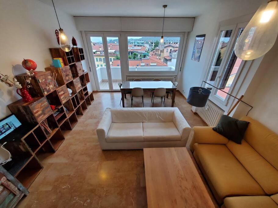 "La Me Ca" Intero Appartamento In Centro Con Vista Sui Colli แบร์กาโม ภายนอก รูปภาพ